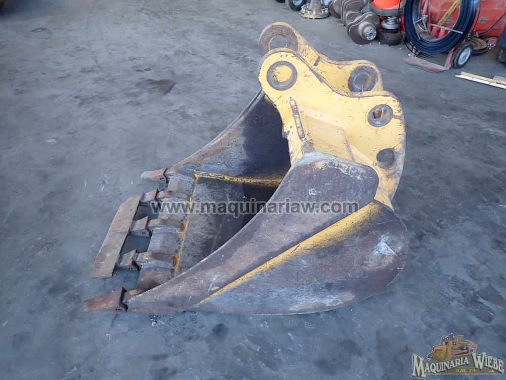 CUCHARON / BOTE