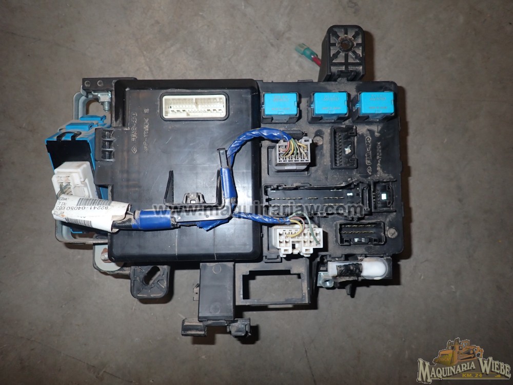 CAJA DE FUSIBLES